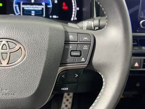 Used 2026 Toyota Camry SE w/ Convenience Package FWD image 19