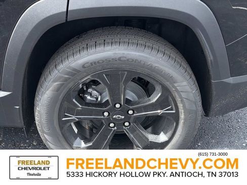 New 2026 Chevrolet Equinox LT w/ Convenience Package II FWD image 10