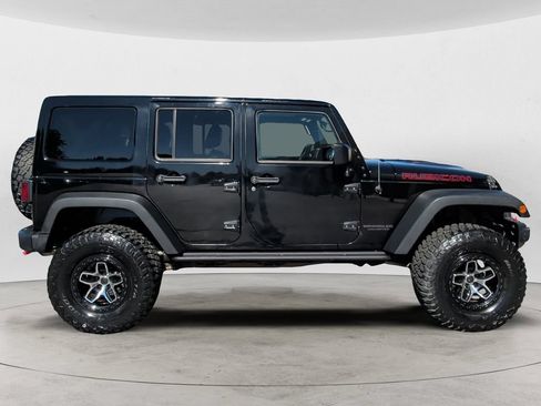 Used 2017 Jeep Wrangler Unlimited Rubicon AWD/4WD image 6
