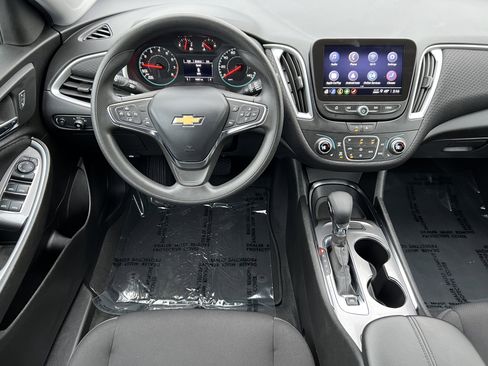Used 2023 Chevrolet Malibu LT image 31