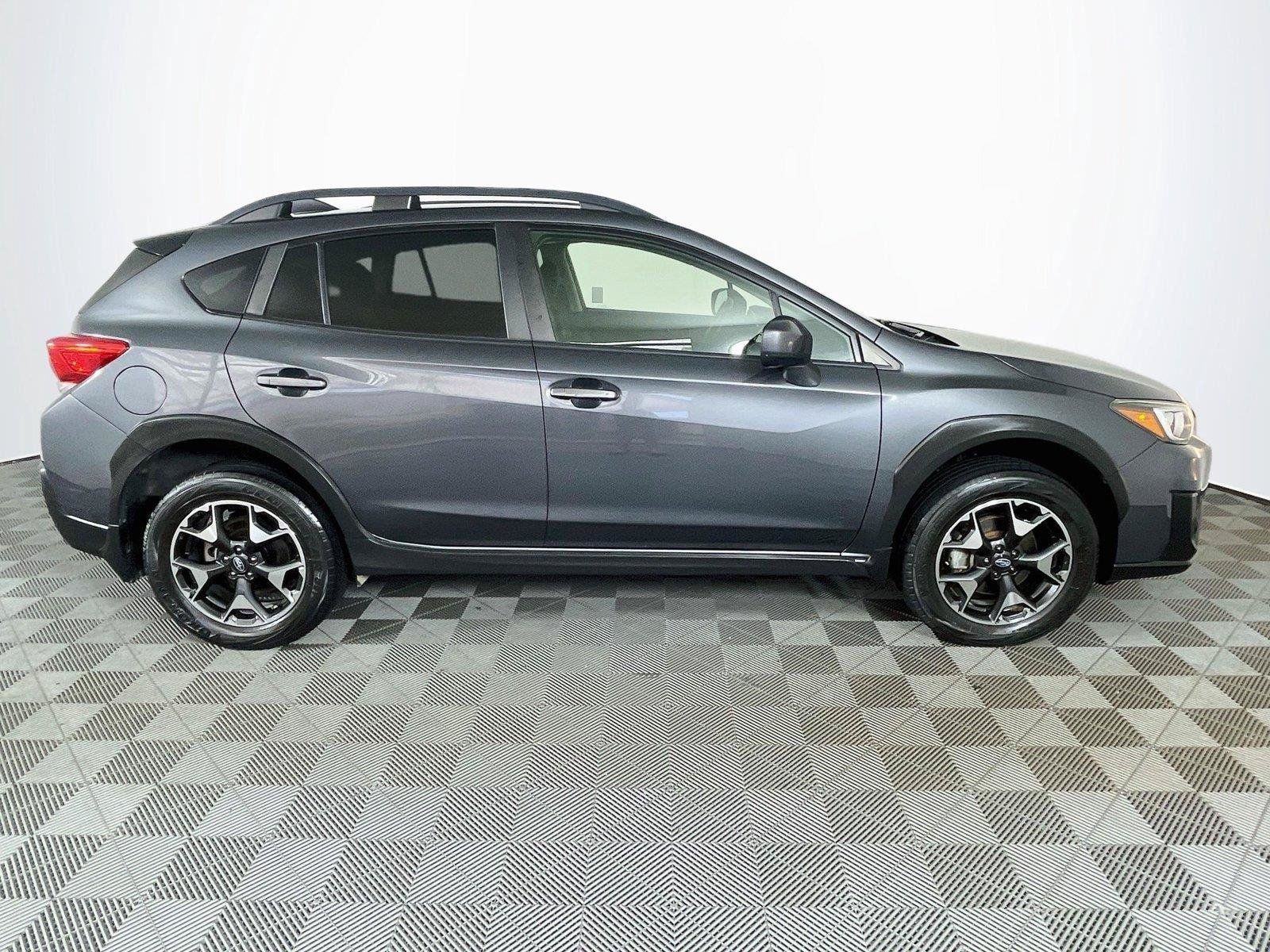 Used 2020 Subaru Crosstrek 2.0i Premium w/ Moonroof Package 2 AWD/4WD image 10