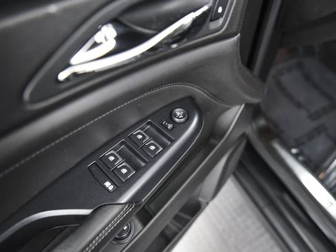 Used 2015 Cadillac SRX Luxury w/ Driver Awareness Package image 12