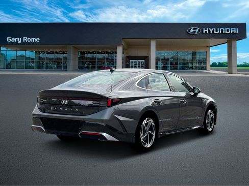 New 2026 Hyundai Sonata SEL FWD image 7
