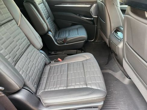 Used 2026 Cadillac Escalade V AWD/4WD image 31