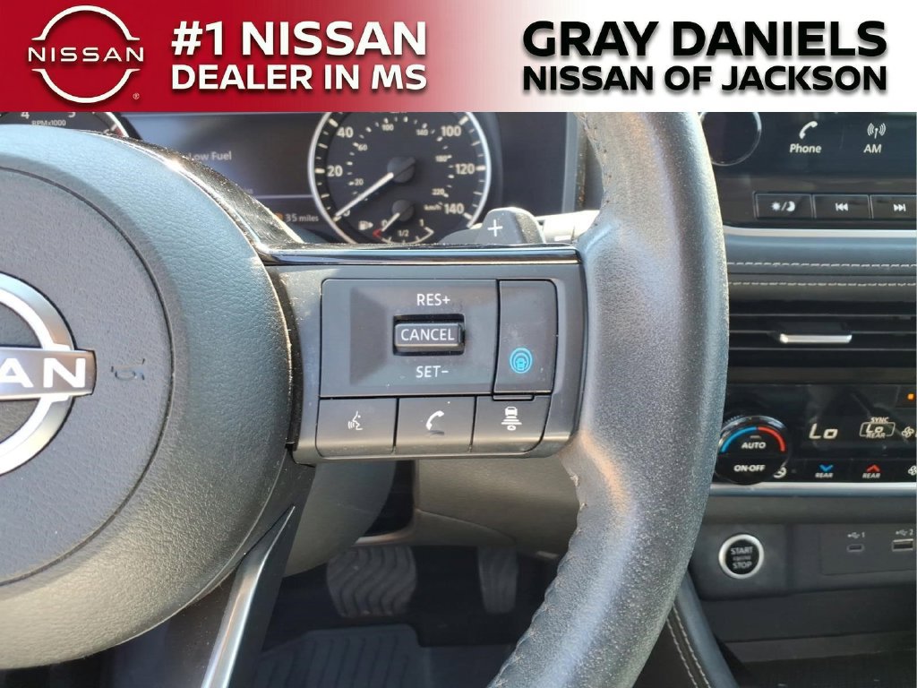 Used 2023 Nissan Rogue SL w/ SL Premium Package FWD image 15