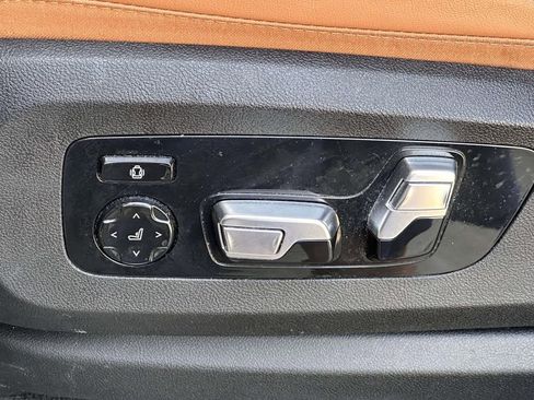 Used 2024 BMW X5 xDrive40i w/ Premium Package AWD/4WD image 14