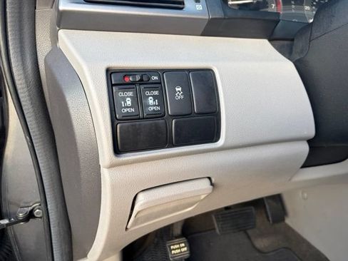 Used 2011 Honda Odyssey EX image 26