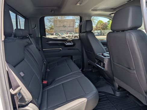 New 2026 GMC Sierra 1500 Elevation w/ Elevation Premium Package AWD/4WD image 28