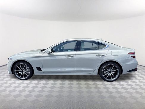 New 2025 Genesis G70 2.5T image 8