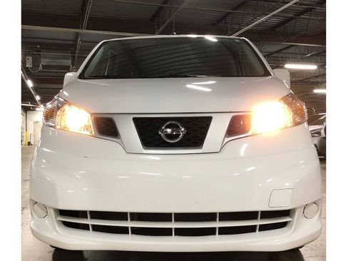 Used 2021 Nissan NV200 SV image 3