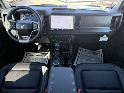 New 2025 Ford Bronco Badlands image 17