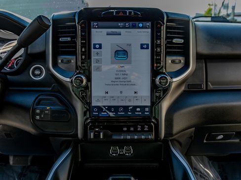 Used 2024 RAM 2500 Big Horn w/ Level 2 Equipment Group image 23