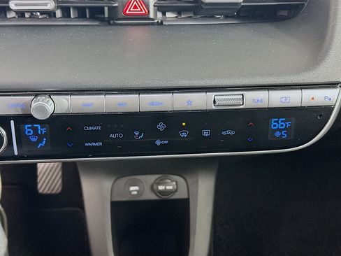Used 2024 Hyundai Ioniq 5 SEL image 23