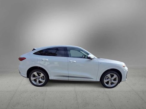 New 2025 Audi Q5 Premium Plus image 9