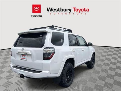 Certified 2022 Toyota 4Runner SR5 image 7