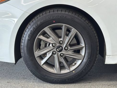 Used 2020 Kia Optima LX image 22