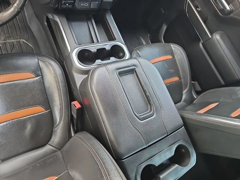 Used 2019 GMC Sierra 1500 AT4 w/ AT4 Premium Package AWD/4WD image 23