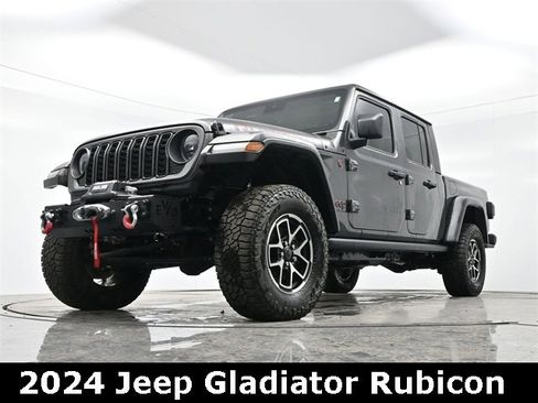 Used 2024 Jeep Gladiator Rubicon image 21