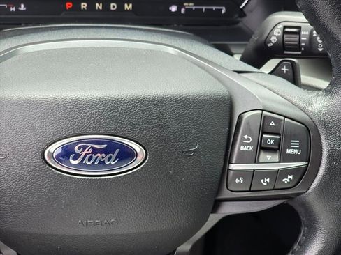 Used 2020 Ford Explorer XLT w/ Class III Trailer Tow Package AWD/4WD image 17