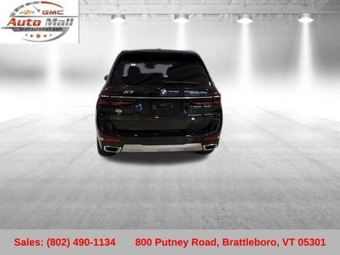 Used 2024 BMW X7 xDrive40i w/ Climate Comfort Package image 4