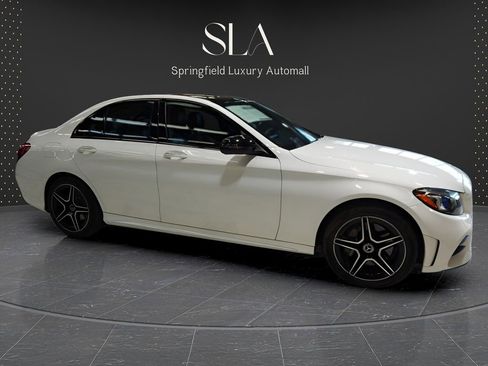 Used 2019 Mercedes-Benz C 300 4MATIC Sedan image 4
