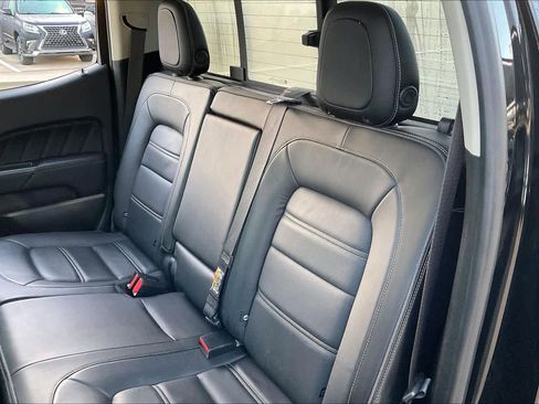 Certified 2022 GMC Canyon Denali w/ Denali Black Edition Package image 19