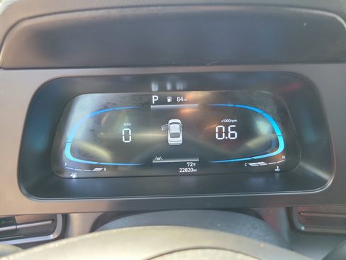 Used 2025 Hyundai Elantra Sport image 24