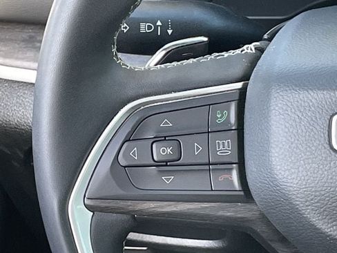 Used 2024 Jeep Grand Cherokee Limited w/ Black Appearance Package RWD image 13