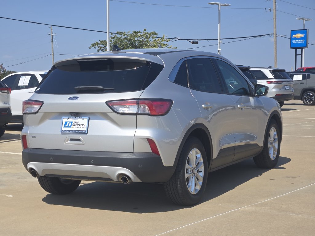Used 2020 Ford Escape SE FWD image 7