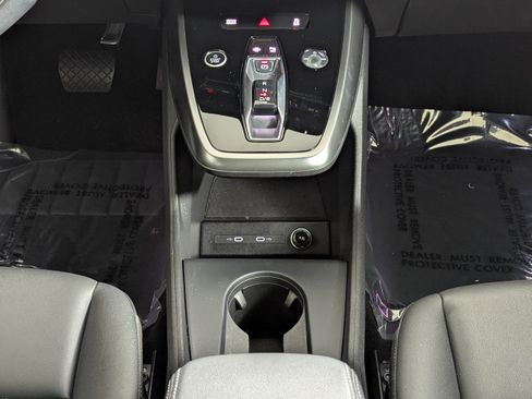 Certified 2023 Audi Q4 e-tron Prestige image 17