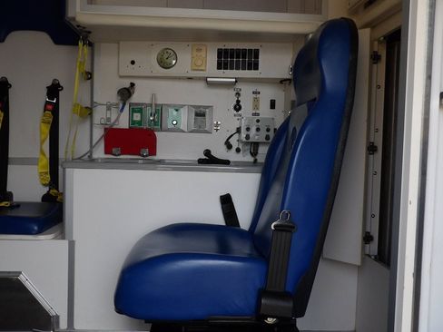 Used 2012 Ford F450 XLT w/ Ambulance Preparation Pkg RWD image 34