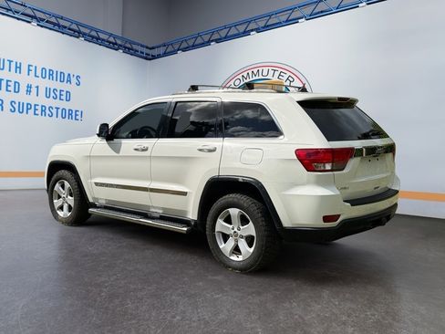 Used 2012 Jeep Grand Cherokee Laredo image 3