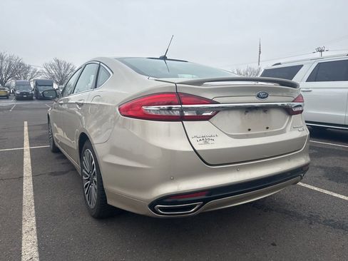 Used 2018 Ford Fusion Titanium image 10