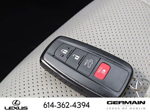 Used 2021 Toyota Highlander Platinum AWD/4WD image 44