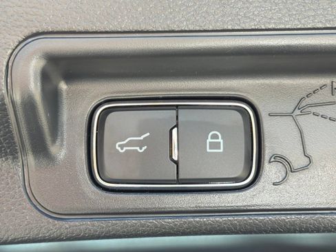 Used 2026 Ford Explorer ST-Line RWD image 19