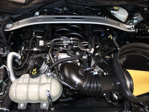 Used 2021 Ford Mustang Mach 1 w/ Mach 1 Handling Package RWD image 18