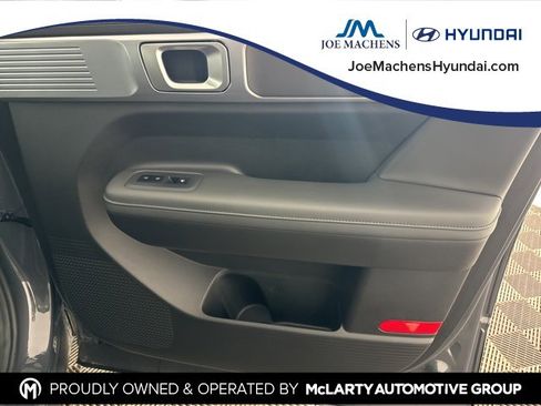 Used 2025 Hyundai Santa Fe SEL image 28