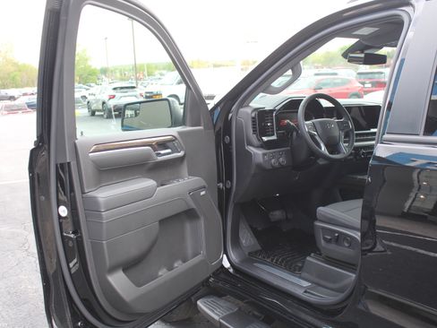 New 2026 Chevrolet Silverado 1500 RST w/ Convenience Package II AWD/4WD image 8