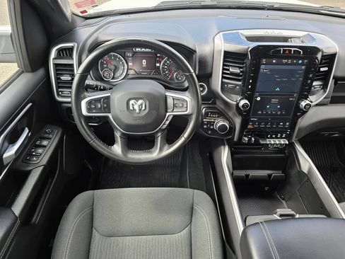 Used 2022 RAM 1500 Big Horn AWD/4WD image 10