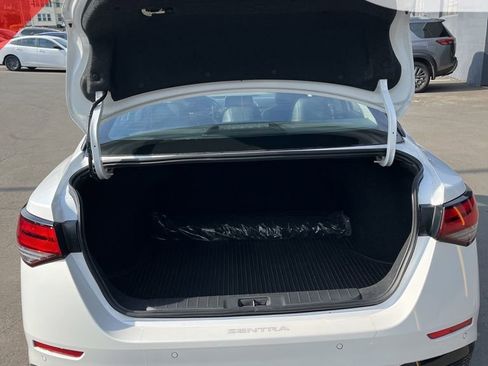 Certified 2025 Nissan Sentra SR w/ SR Premium Package image 34