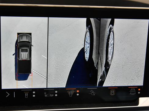 Used 2024 Chevrolet Silverado 1500 LTZ AWD/4WD image 26
