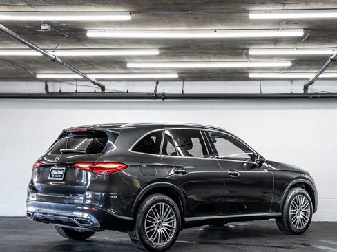 Used 2023 Mercedes-Benz GLC 300 image 5
