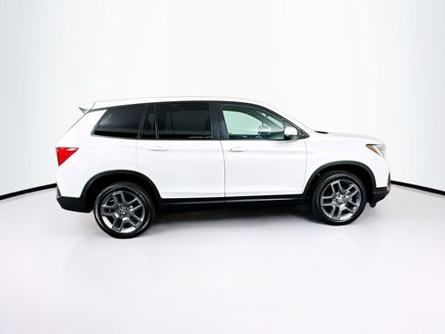 Used 2023 Honda Passport EX-L image 8