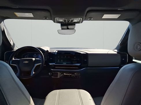 Used 2024 Chevrolet Silverado 2500 LTZ w/ LTZ Premium Package image 23