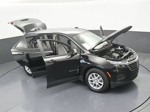 Used 2023 Chevrolet Equinox LS FWD image 68