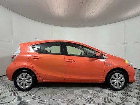Used 2014 Toyota Prius C Four image 8
