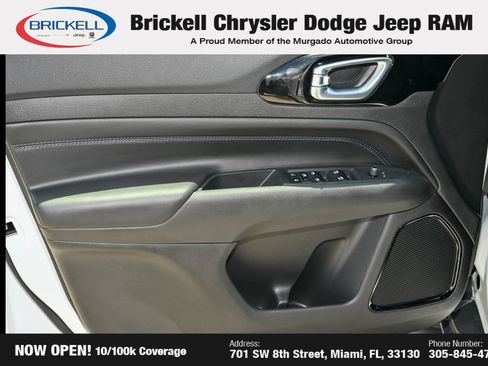Used 2026 Jeep Compass Latitude AWD/4WD image 10