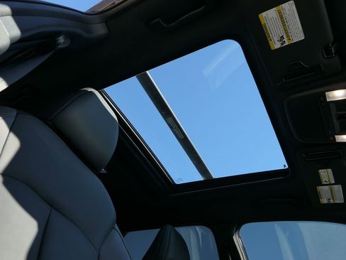 Used 2025 Subaru Forester Sport image 23