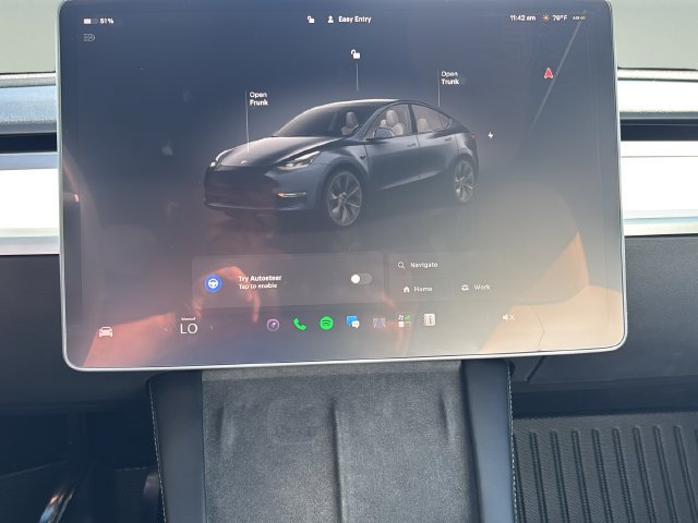 Used 2024 Tesla Model Y Long Range AWD/4WD image 22