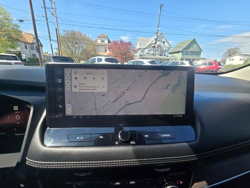 Used 2024 Nissan Rogue Platinum w/ Platinum Premium Package AWD/4WD image 10